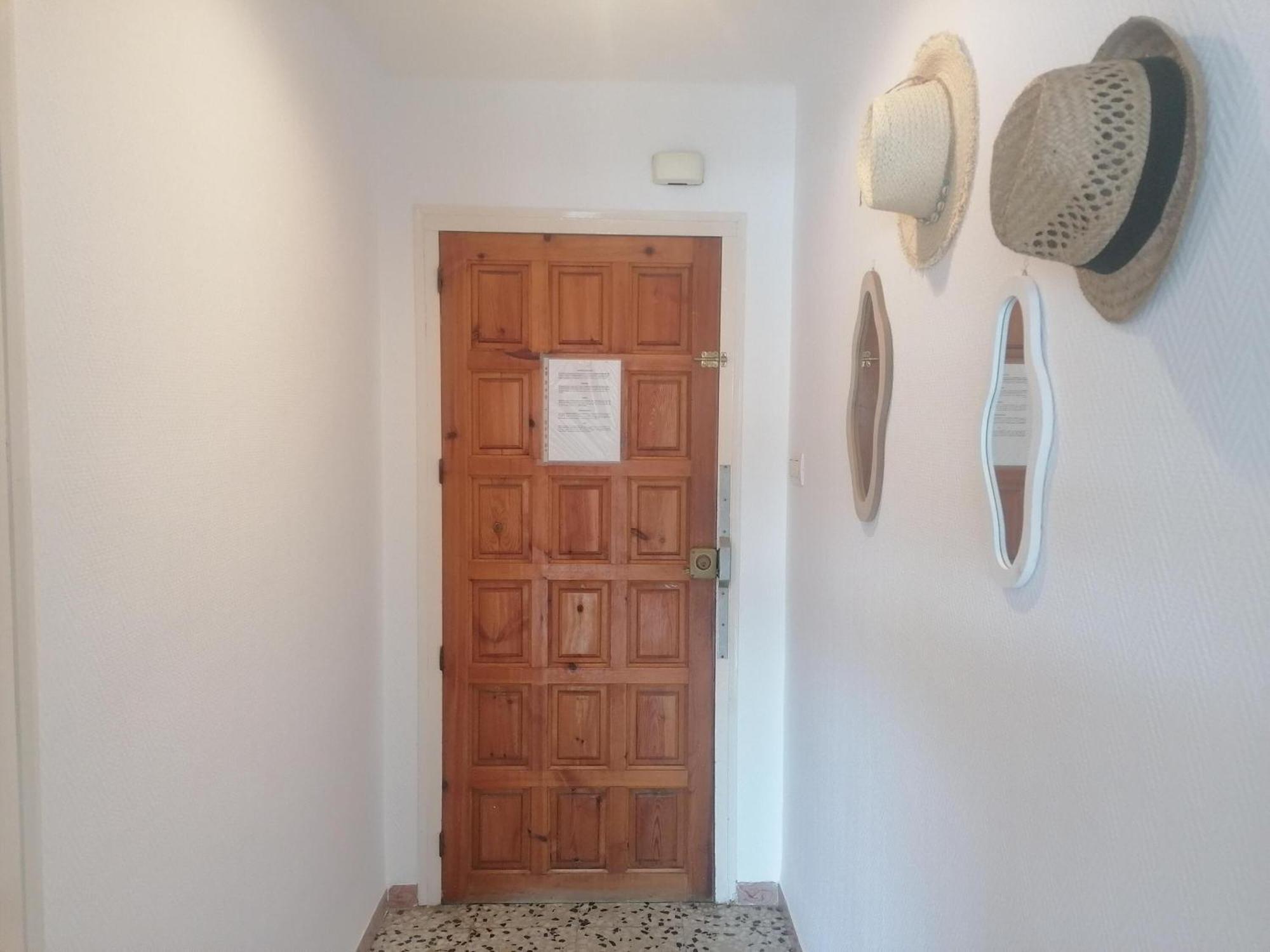 Con Vistas, 2ª Linea De Playa, Climatizacion, Wifi, Terraza Y Parking, En Santa Margarita - Es-258-121
